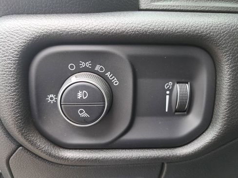 Certified 2022 RAM 1500 Big Horn AWD/4WD image 25