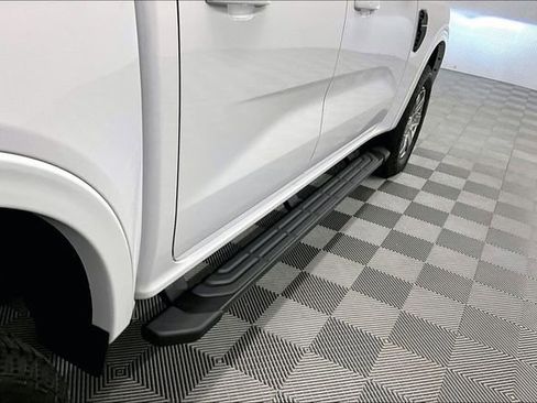 Used 2025 Ford Ranger Lariat w/ FX4 Off-Road Package image 43