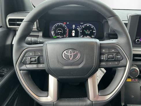 New 2025 Toyota 4Runner TRD Off-Road image 12