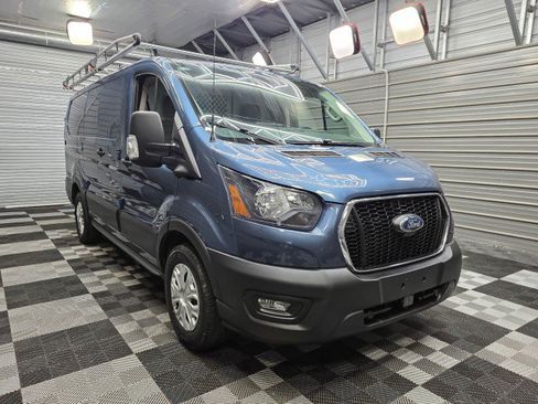 Used 2023 Ford Transit 150 Low Roof RWD image 3
