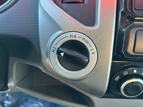 Used 2014 Toyota Tacoma 4x4 Access Cab V6 image 20