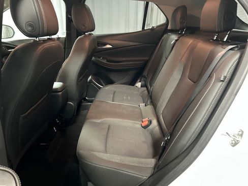 Used 2024 Buick Encore GX Preferred image 23