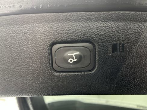 Used 2022 Ford Edge SEL w/ Convenience Package image 31