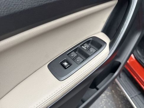 Used 2022 Ford Ranger Lariat w/ Equipment Group 501A High image 17