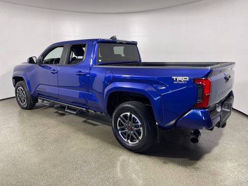 Certified 2024 Toyota Tacoma TRD Sport AWD/4WD image 5