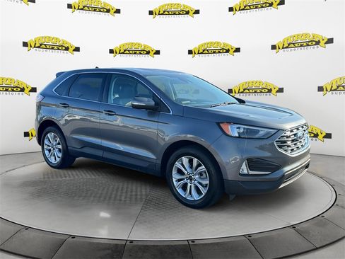 Used 2024 Ford Edge Titanium image 7
