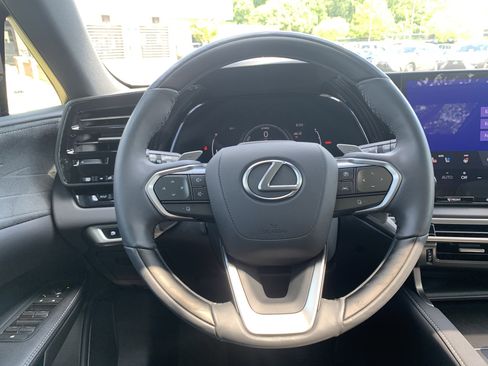 Used 2023 Lexus RX 350 w/ Cold Area Package AWD/4WD image 18