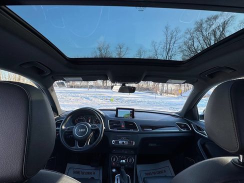 Used 2018 Audi Q3 2.0T Premium Plus image 17