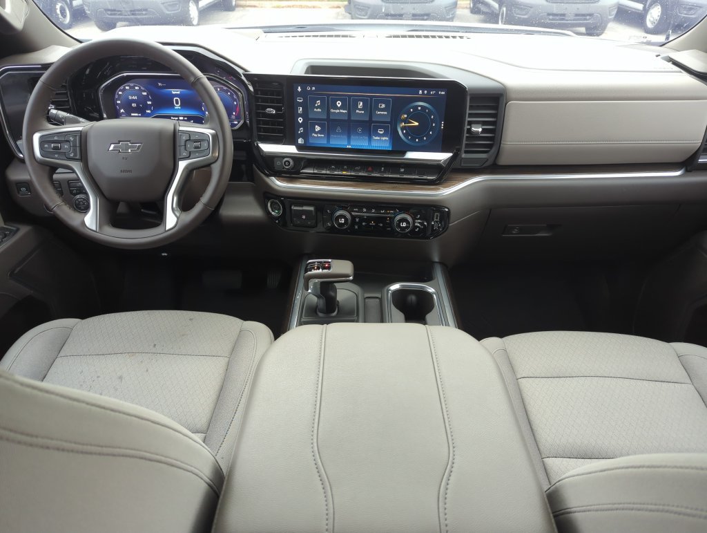 Used 2025 Chevrolet Silverado 1500 RST w/ Max Trailering Package AWD/4WD image 13