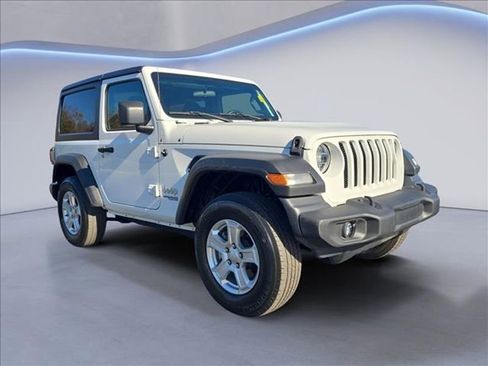 Used 2021 Jeep Wrangler Sport image 7