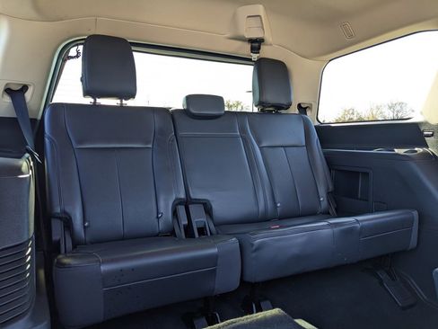 Used 2024 Ford Expedition XLT image 46