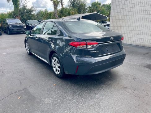 Used 2025 Toyota Corolla LE FWD image 3