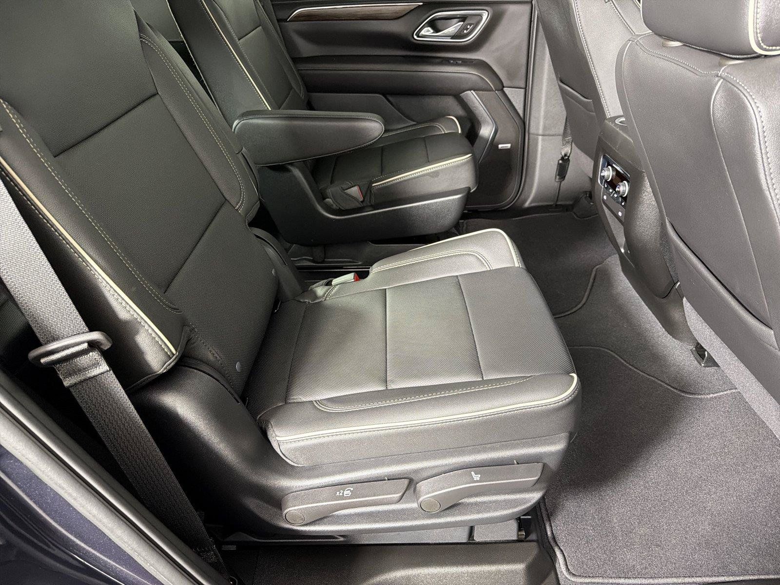 Certified 2024 Chevrolet Tahoe Premier w/ Premium Package RWD image 14