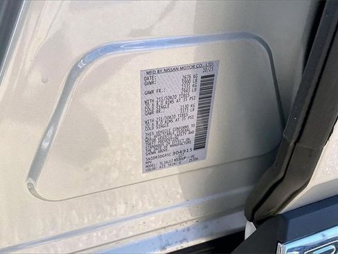 New 2025 Nissan Pathfinder Platinum w/ Black Appearance Package image 8