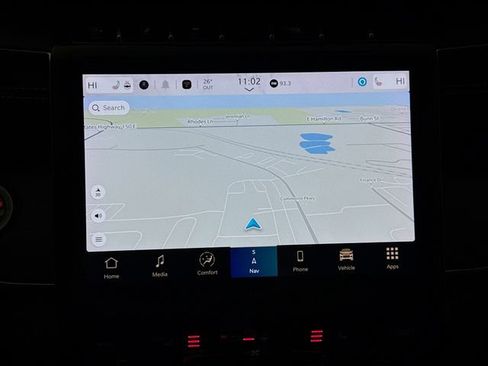 Used 2023 Jeep Grand Cherokee Limited w/ Black Appearance Package image 13