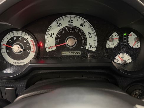 Used 2008 Toyota FJ Cruiser 4WD image 16