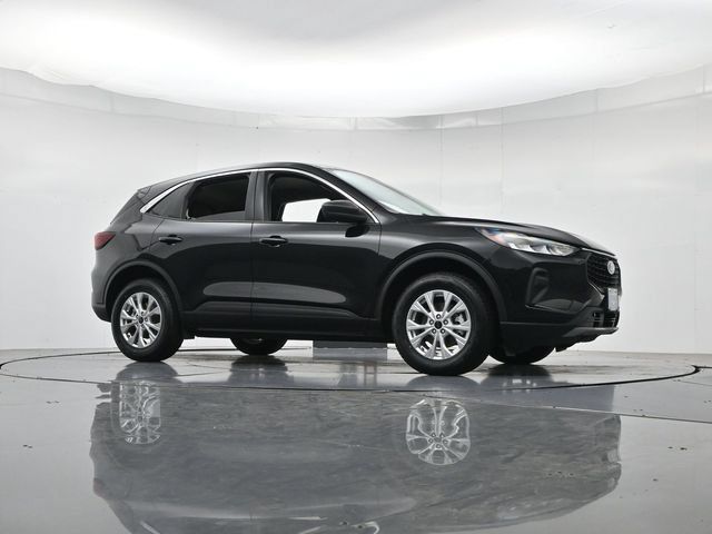Certified 2024 Ford Escape Active AWD/4WD image 36