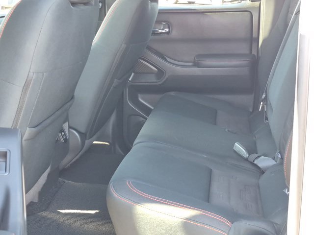 Used 2022 Nissan Frontier Pro-X RWD image 19