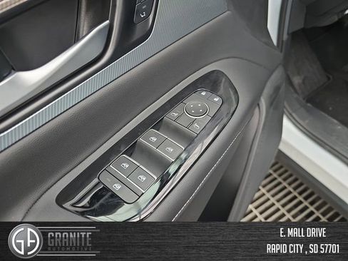 New 2025 Nissan Murano SL w/ Cargo Package AWD/4WD image 11