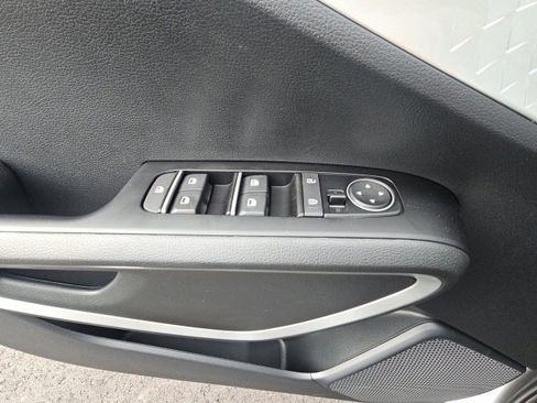 New 2025 Kia Soul LX image 19