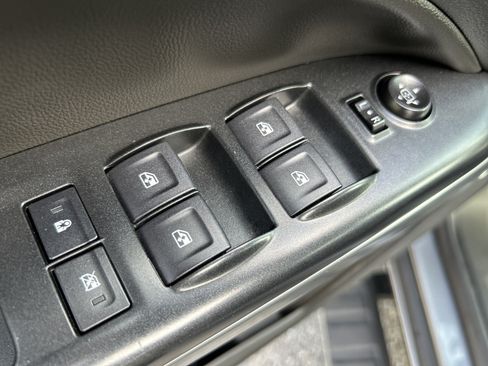 Used 2022 Chevrolet Colorado LT AWD/4WD image 20