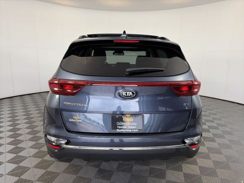 Used 2022 Kia Sportage EX AWD/4WD image 9