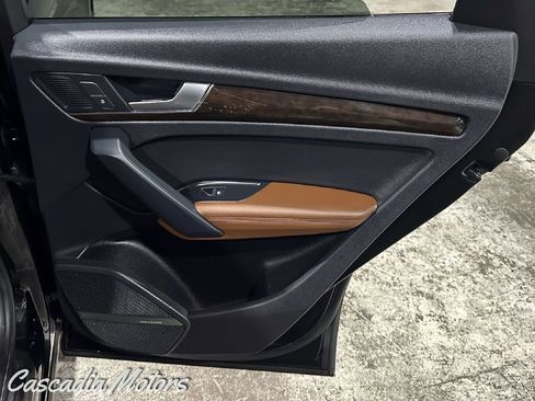 Used 2019 Audi Q5 2.0T Premium Plus image 22