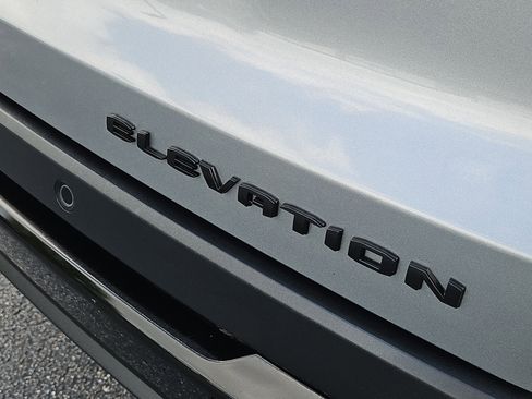 Used 2026 GMC Terrain Elevation w/ Elevation Premium Package image 6