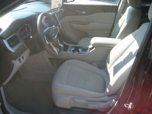 Used 2021 GMC Acadia SLE w/ LPO, Cargo Package image 14