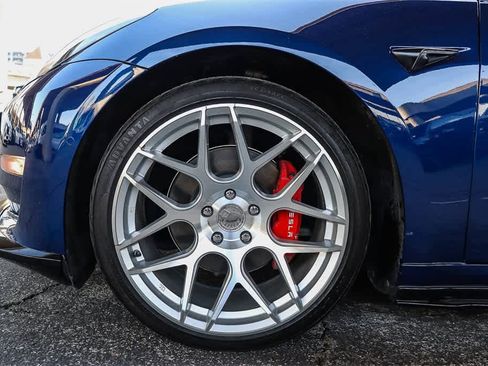 Used 2022 Tesla Model 3 Long Range image 11