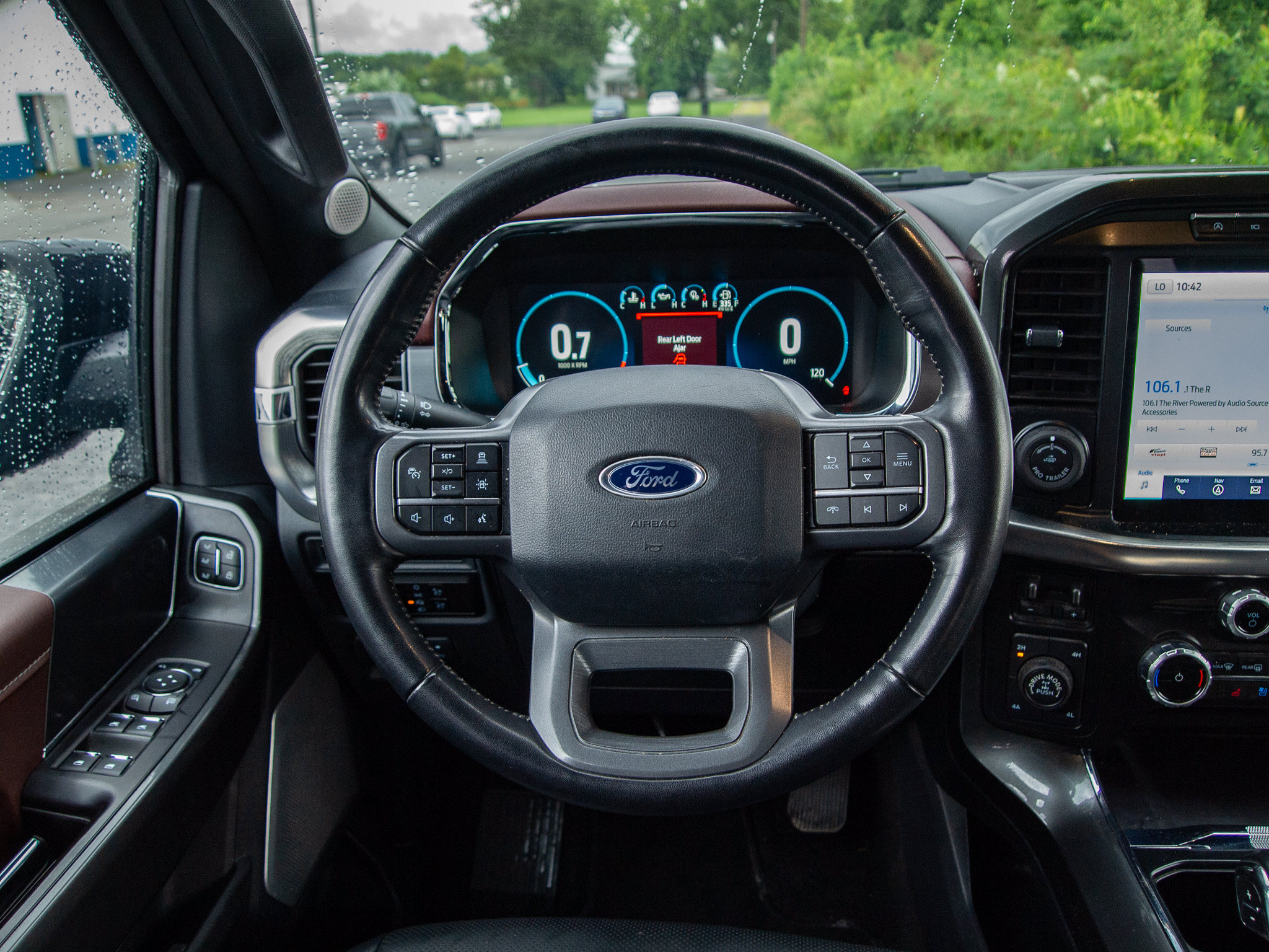 Used 2023 Ford F150 Lariat w/ Equipment Group 502A High AWD/4WD image 21