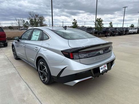 New 2026 Hyundai Sonata SEL FWD image 8