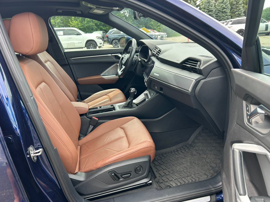 Used 2022 Audi Q3 2.0T Premium AWD/4WD image 18