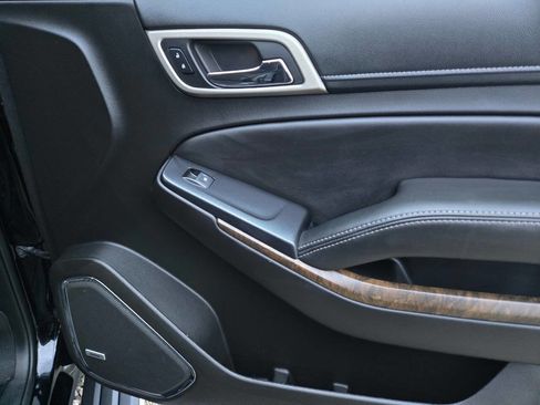 Used 2018 GMC Yukon XL Denali w/ Denali Ultimate Package image 29