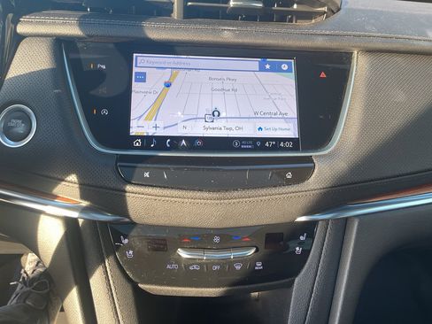 Used 2023 Cadillac XT5 Premium Luxury image 26