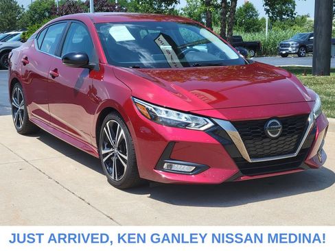 Used 2020 Nissan Sentra SR FWD image 1