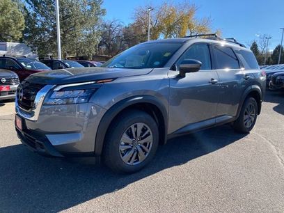 New 2025 Nissan Pathfinder SV
