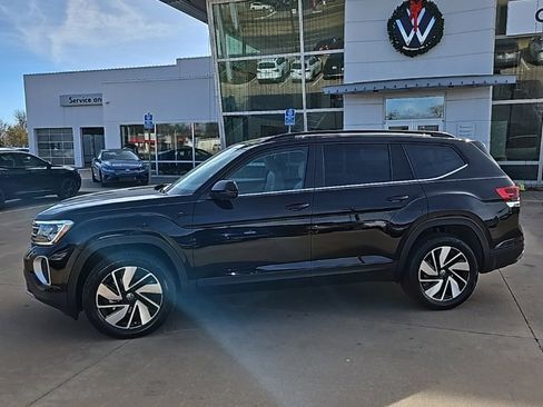 New 2026 Volkswagen Atlas SE image 8