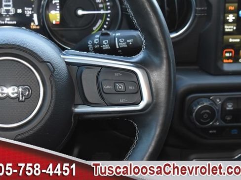 Used 2023 Jeep Wrangler Unlimited Sahara w/ Cold Weather Group AWD/4WD image 31