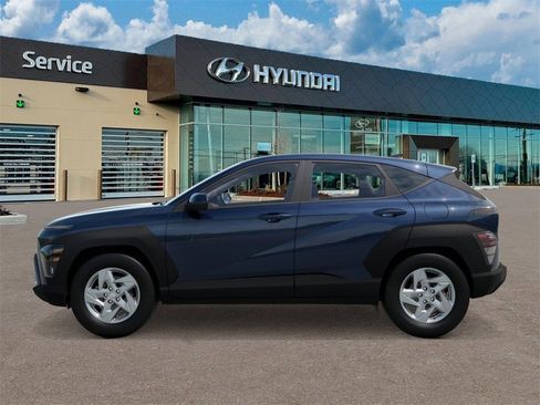 New 2026 Hyundai Kona SE image 3