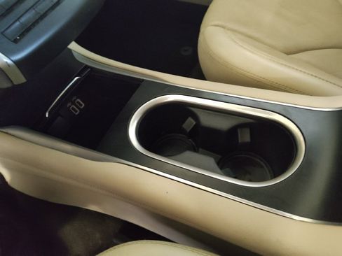 Used 2019 Lincoln MKC Reserve FWD image 26