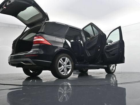 Used 2015 Mercedes-Benz ML 350 4MATIC image 39