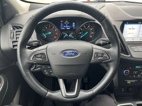 Used 2019 Ford Escape SEL image 18