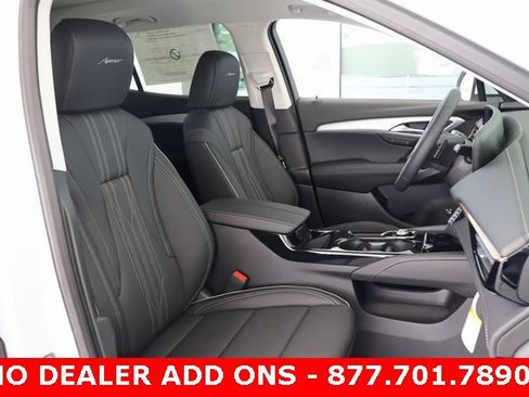 New 2025 Buick Envision Avenir image 20