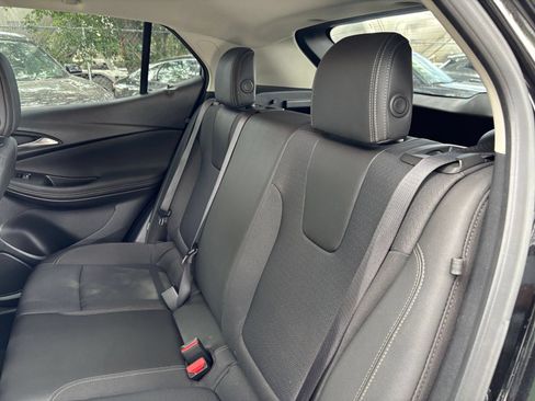 Used 2025 Buick Encore GX Preferred FWD image 32