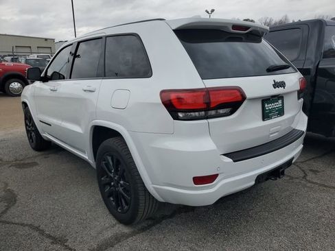 Certified 2020 Jeep Grand Cherokee Altitude image 7