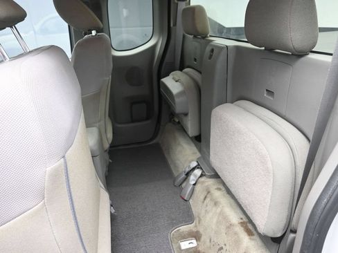 Used 2018 Nissan Frontier S RWD image 19