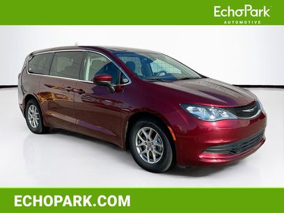 Used 2017 Chrysler Pacifica LX