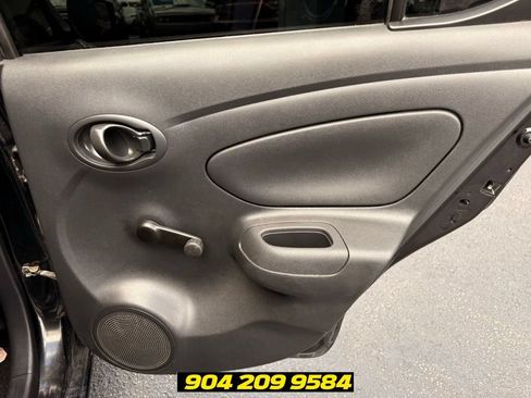 Used 2019 Nissan Versa S FWD image 27