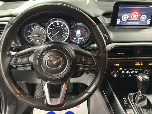 Used 2018 MAZDA CX-9 Touring AWD/4WD image 24
